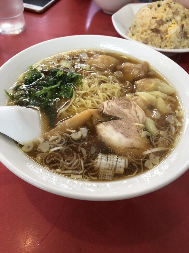 ワンタン麺